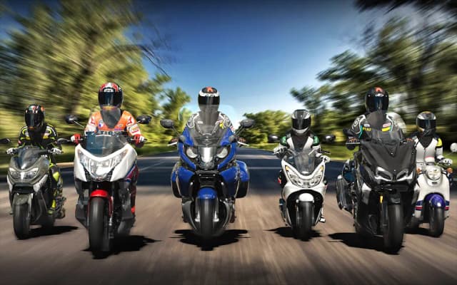 Real Moto 2 screenshot
